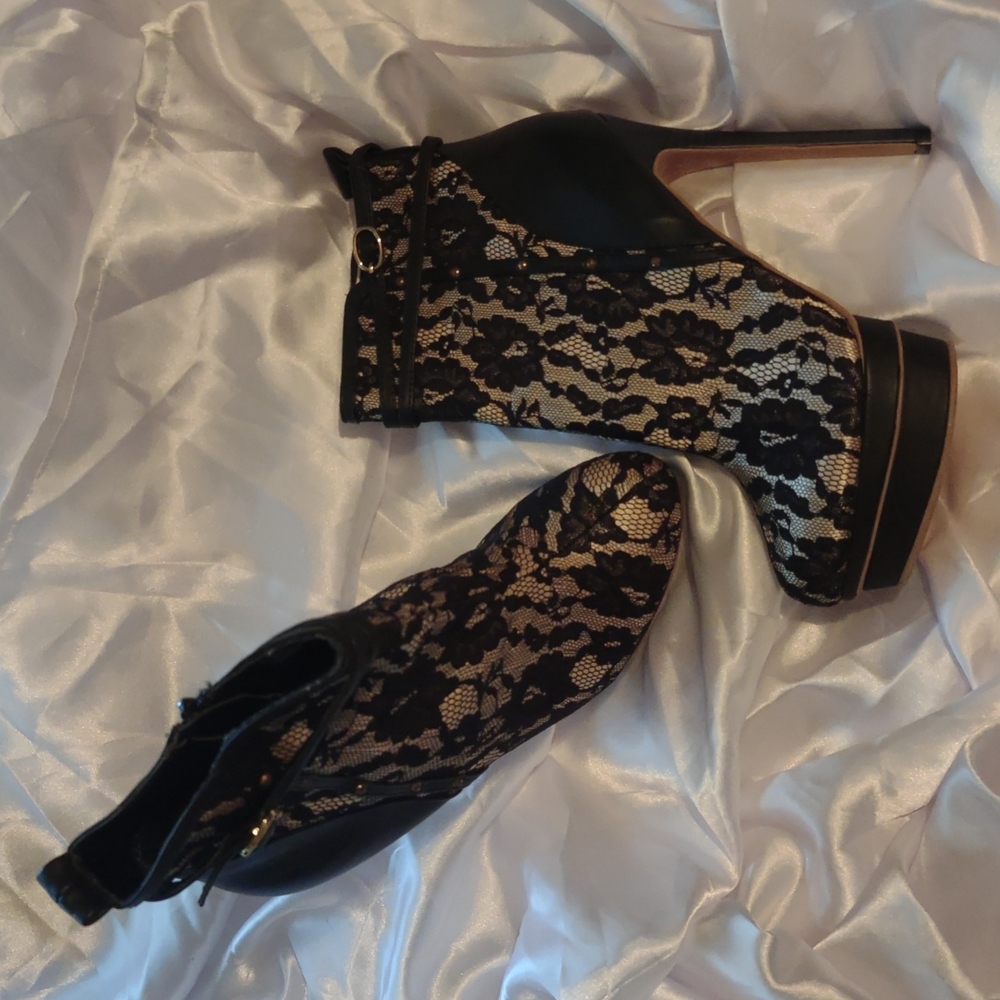 Lace platform booties
